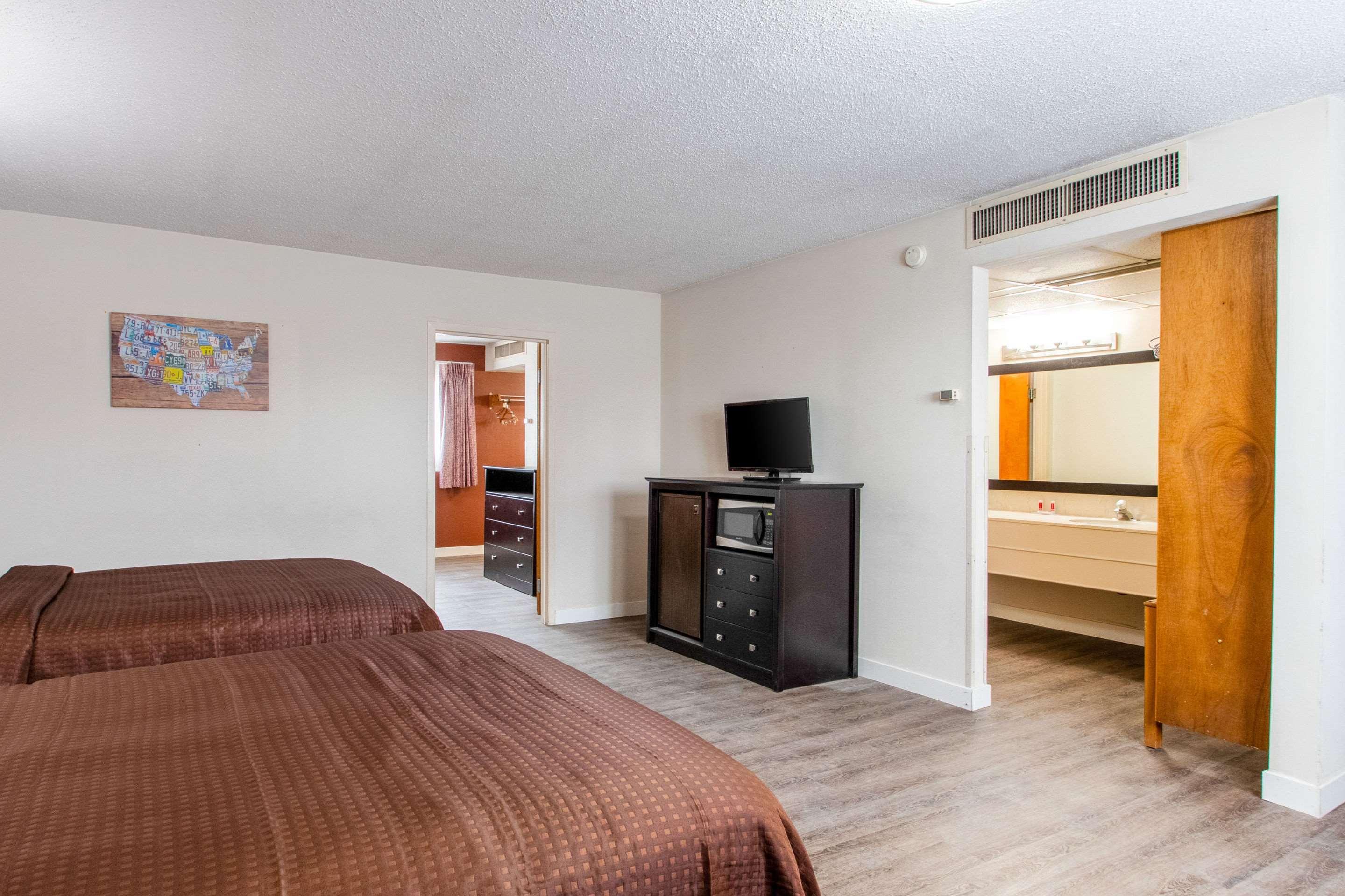 Econo Lodge Elko Downtown Area Esterno foto