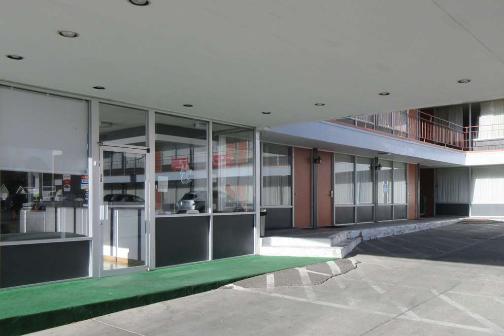 Econo Lodge Elko Downtown Area Esterno foto
