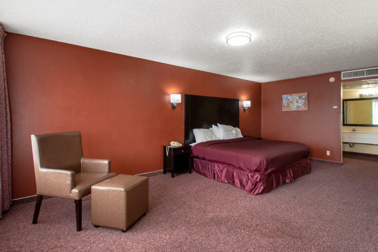 Econo Lodge Elko Downtown Area Esterno foto